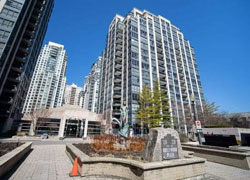 $380,000 9PH - 28 Hollywood Ave, North York, ON M2N 6S4, Canada
